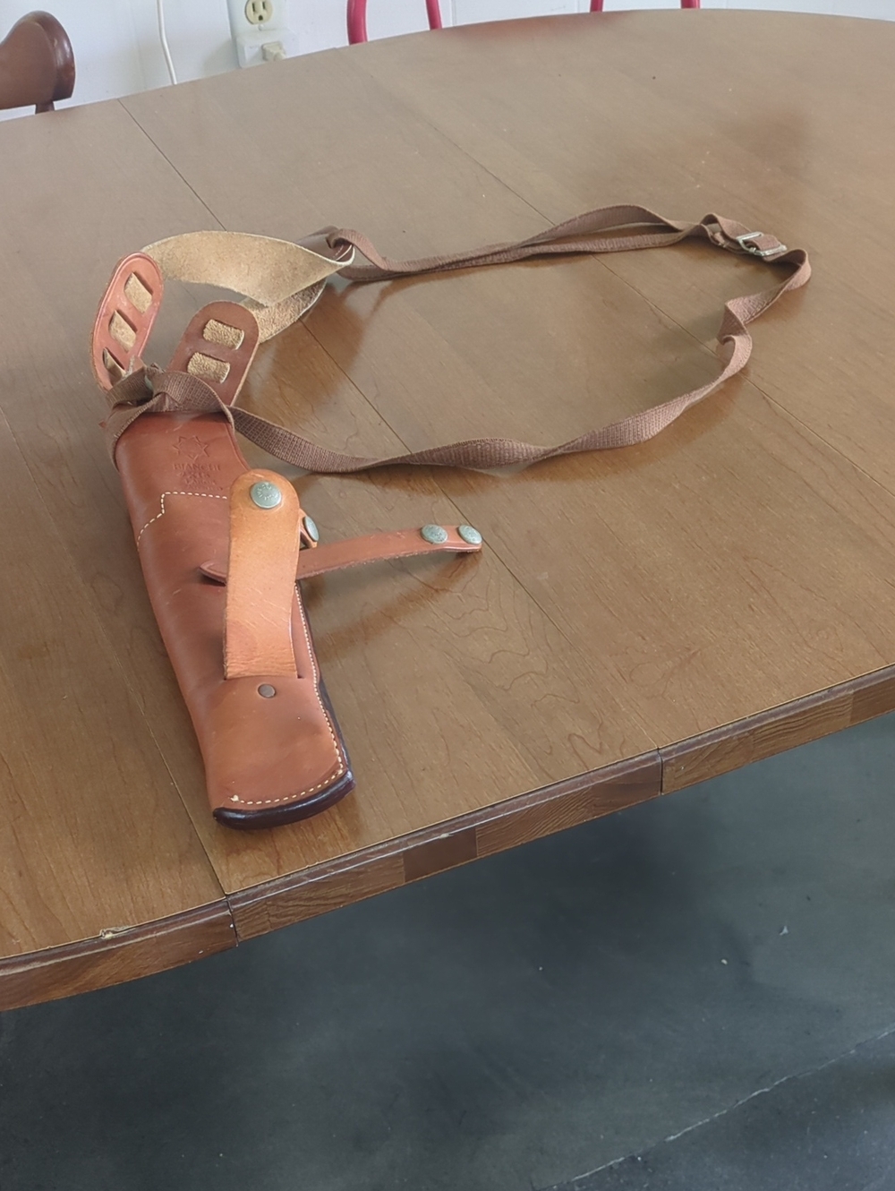 Bianchi #X15 Large For357Men's Brown Leather Shoulder Holster - Adjustable Sling